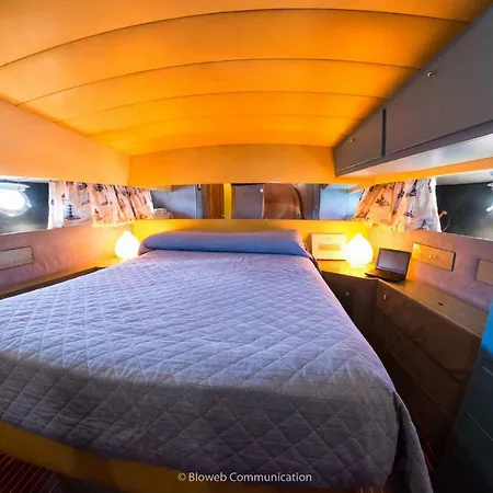 Botel Minicrociereinbarca