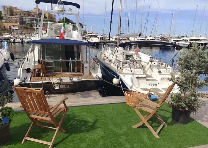 Hotel na wodzie Minicrociereinbarca Palermo